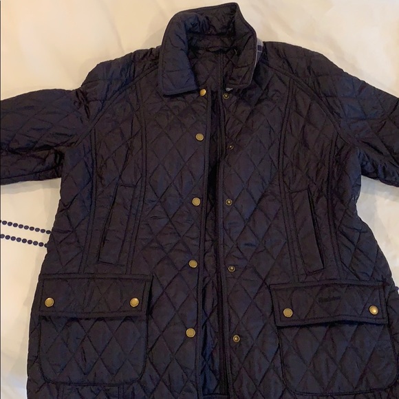 Barbour Quilted Jacket in Dark Navy - Picture 6 of 8